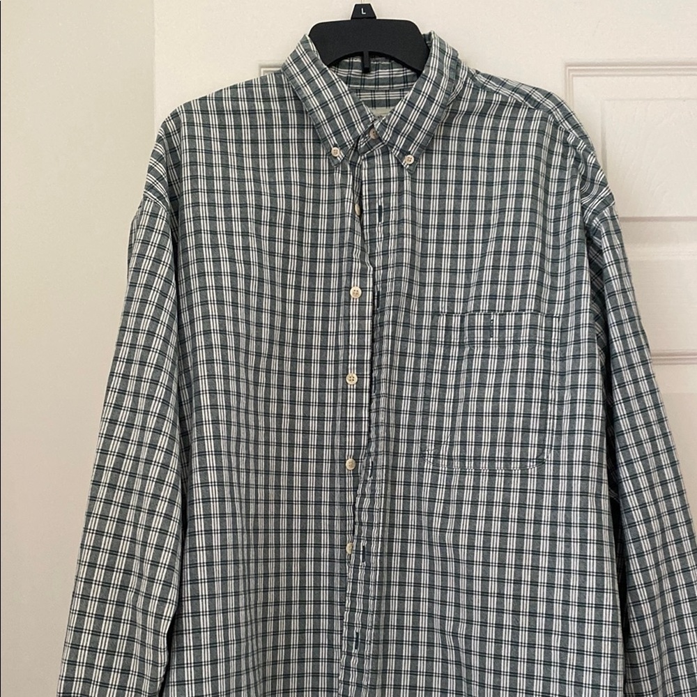 Eddie Bauer Green and White Casual Button Down Shirt